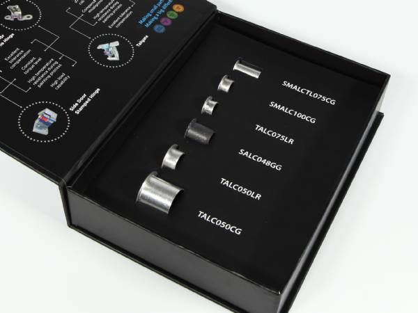 bedrucktes inlay industrie verpackung musterbox präsentationsverpackung